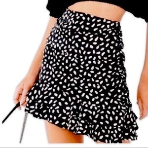NWT Black and White Flare Skirt